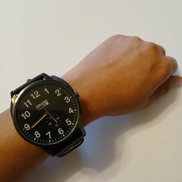 Cruise Club Men's Black Round Dial Wide Strap Faux Leather Band Watch - Picture 5 of 14